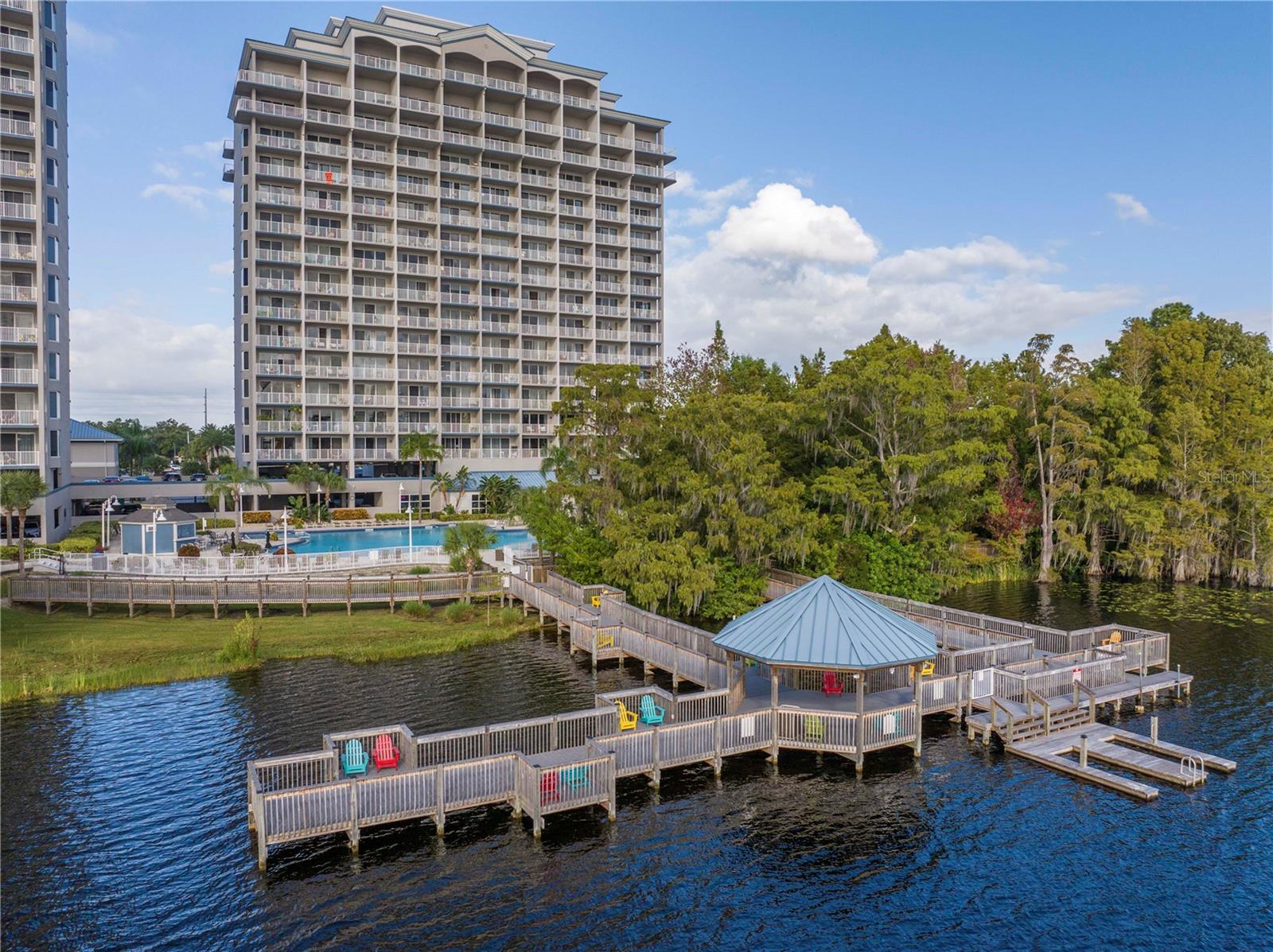 BLUE HERON BEACH RESIDENCE TOWER I - Residential