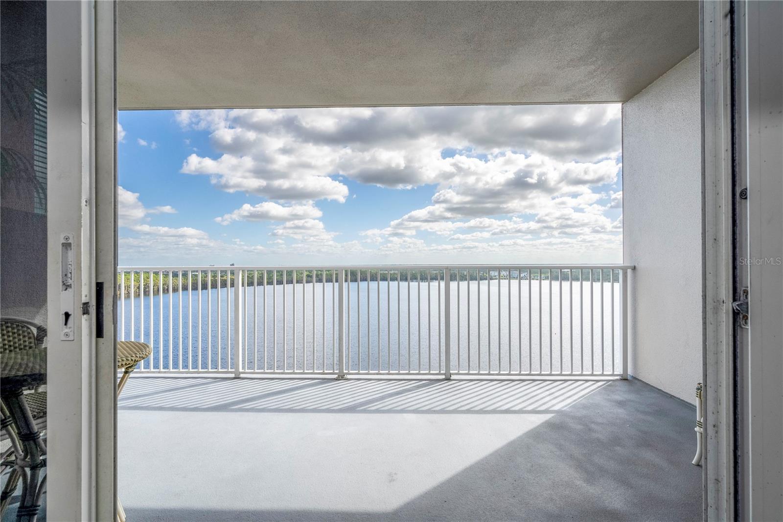 BLUE HERON BEACH RESIDENCE TOWER I - Residential