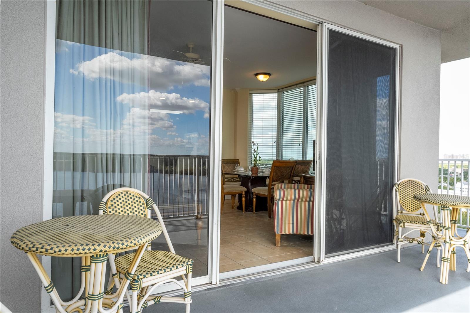 BLUE HERON BEACH RESIDENCE TOWER I - Residential