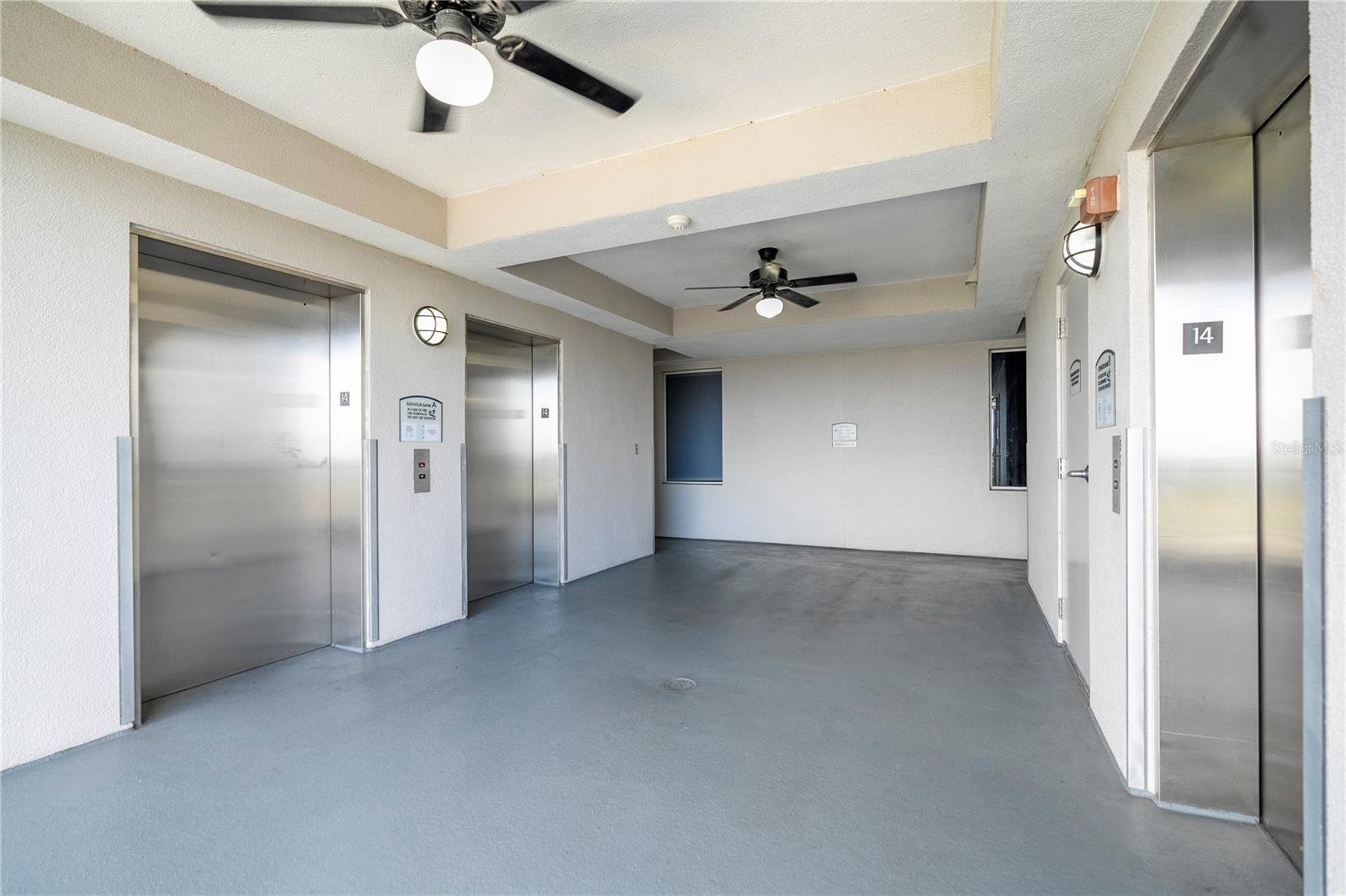 BLUE HERON BEACH RESIDENCE TOWER I - Residential