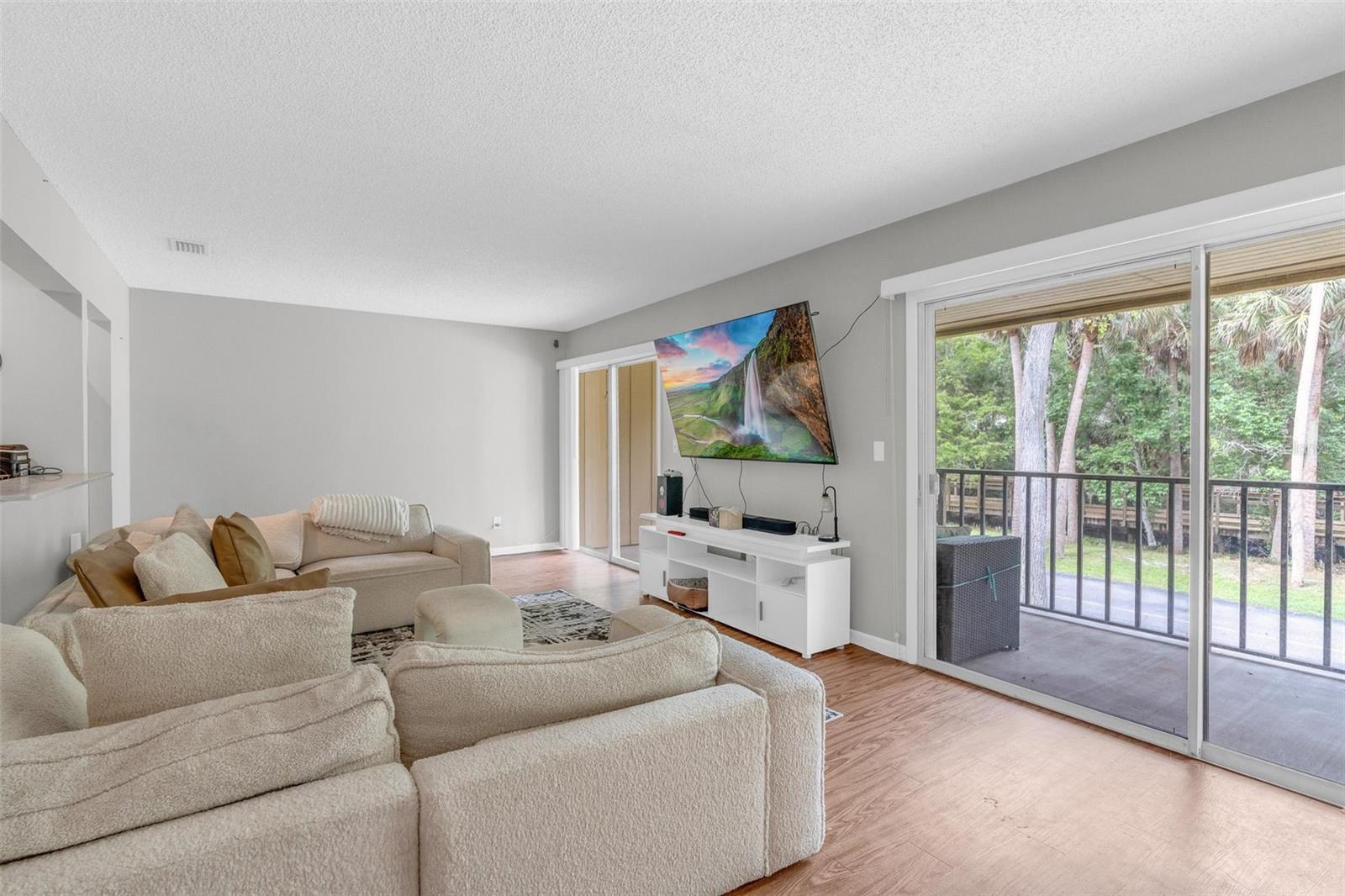 LAKESIDE CONDO APTS - Residential