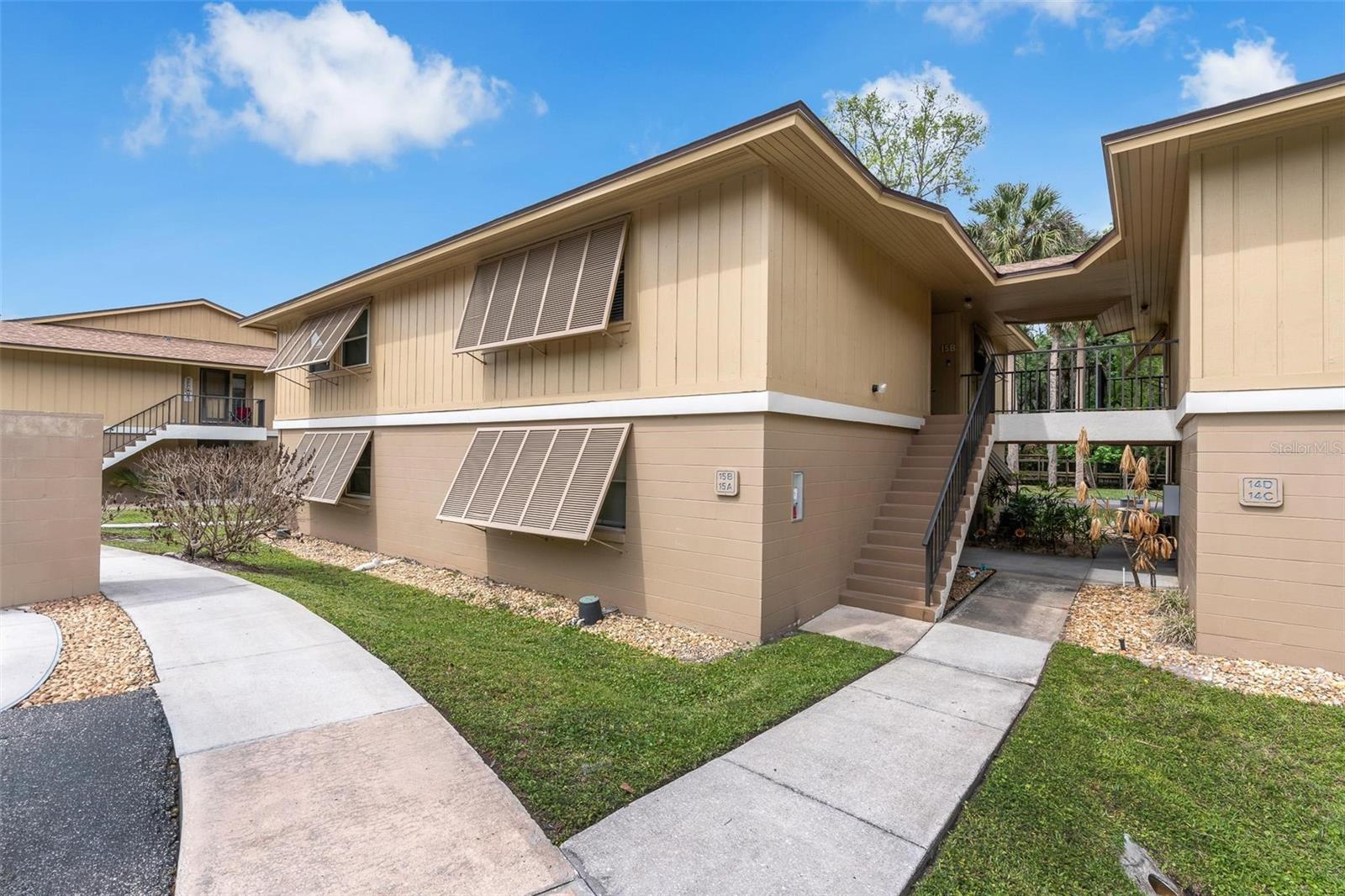 LAKESIDE CONDO APTS - Residential