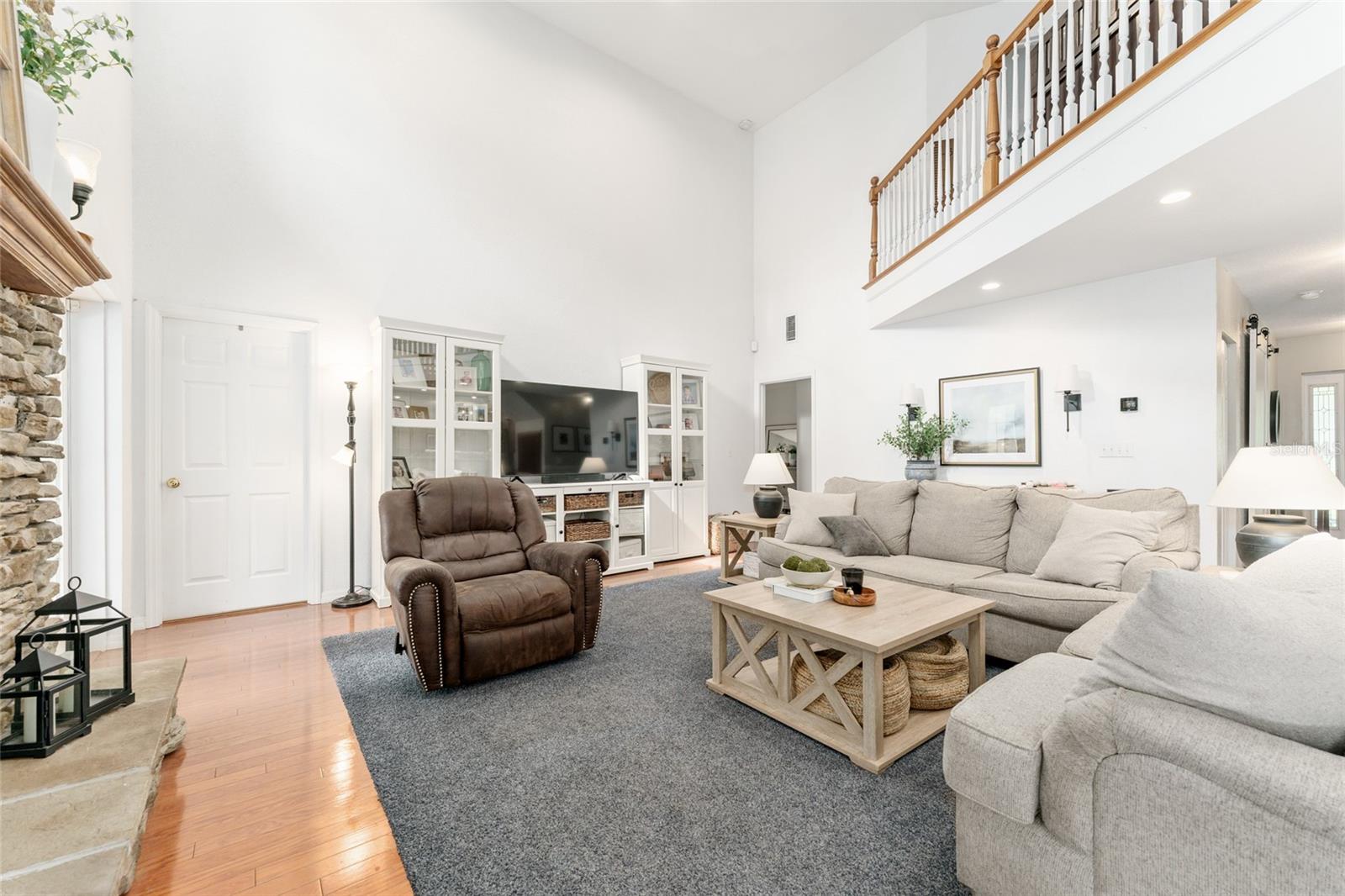 BRIDLE RUN - Residential