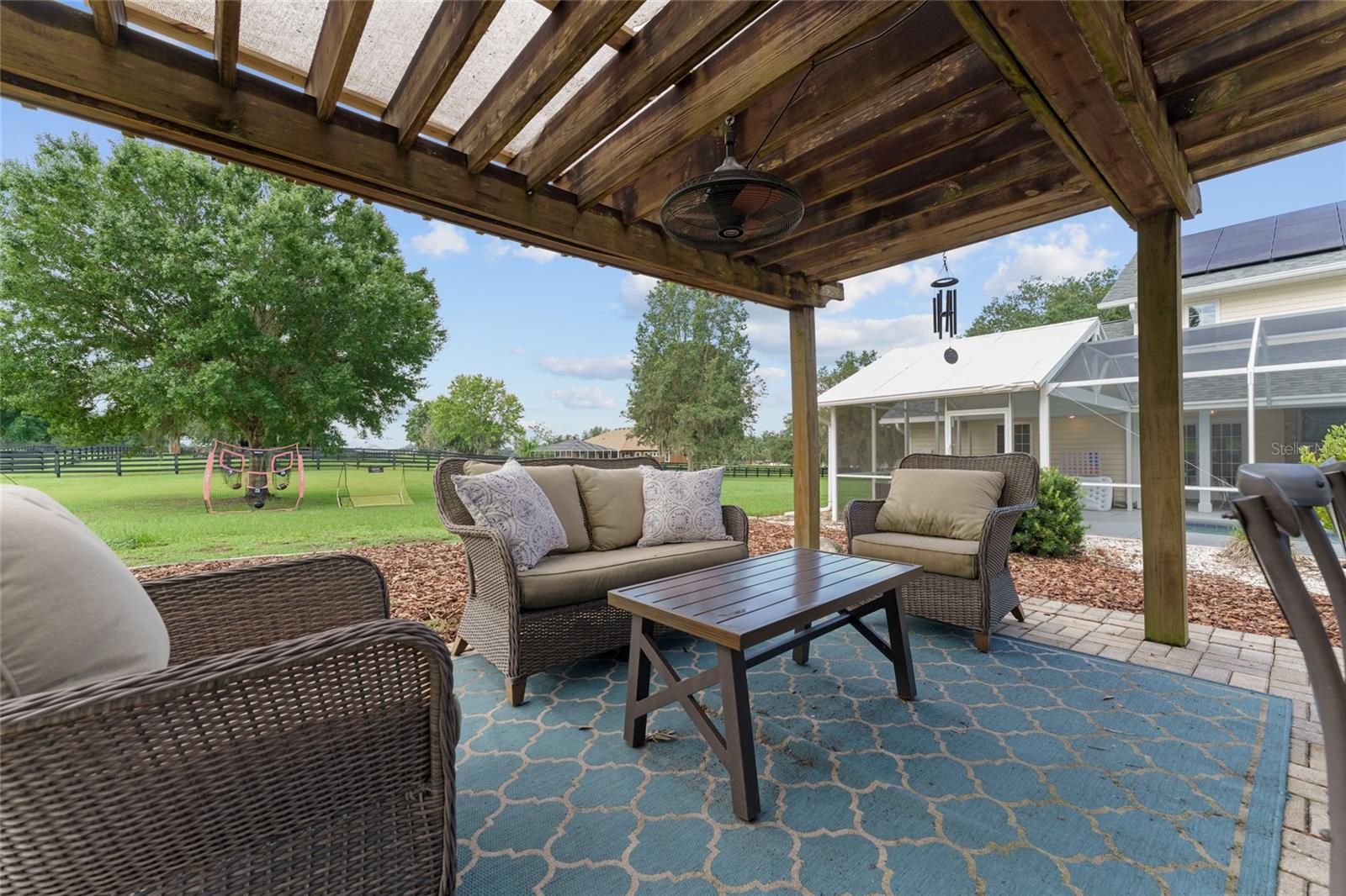 BRIDLE RUN - Residential