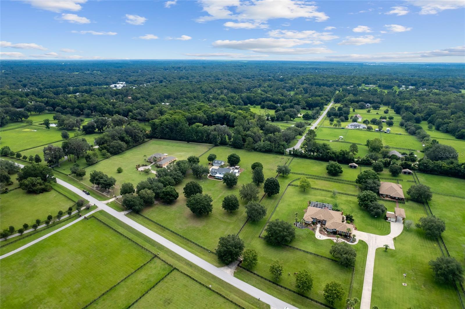 BRIDLE RUN - Residential