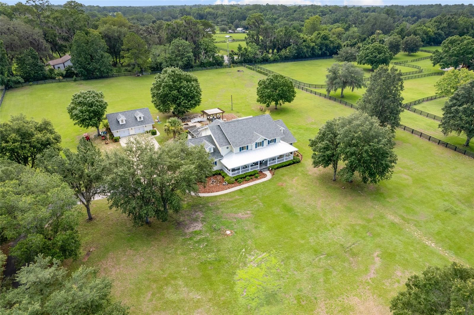 BRIDLE RUN - Residential