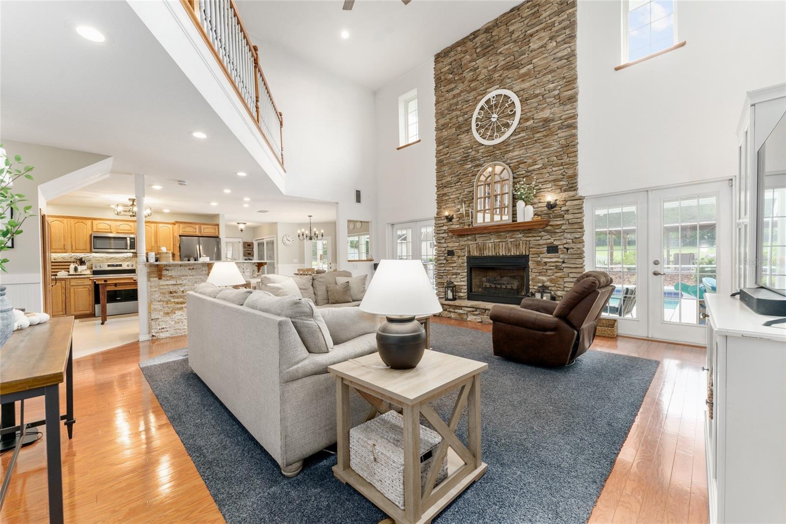 BRIDLE RUN - Residential