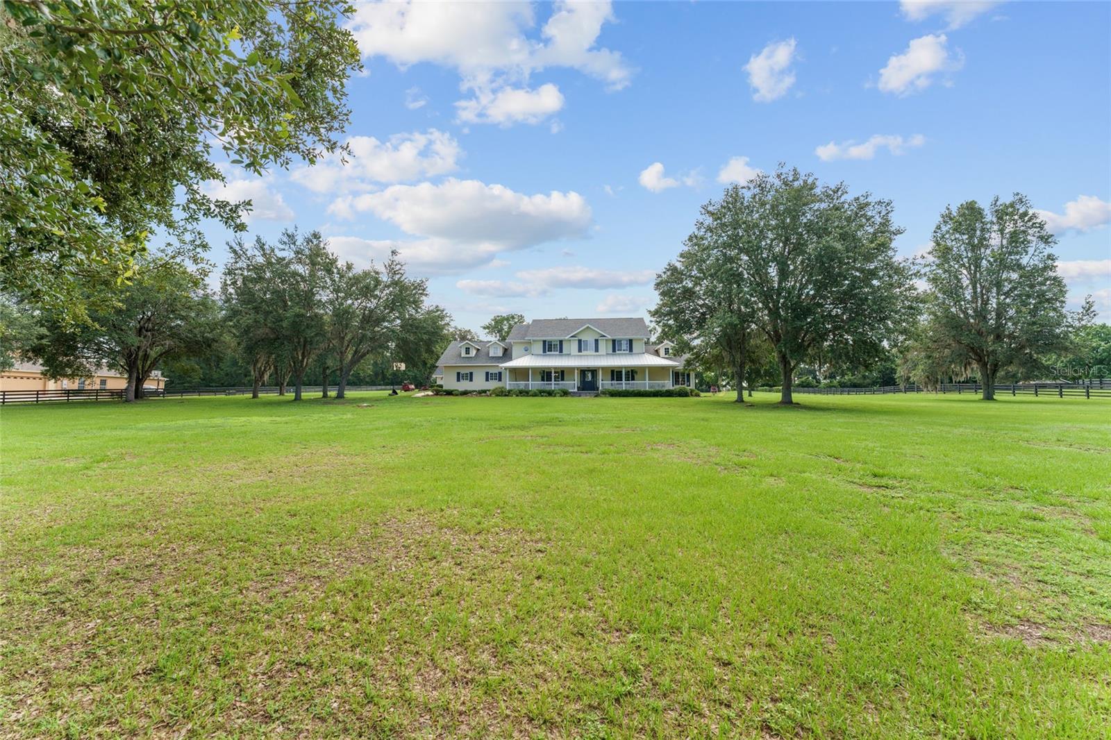 BRIDLE RUN - Residential