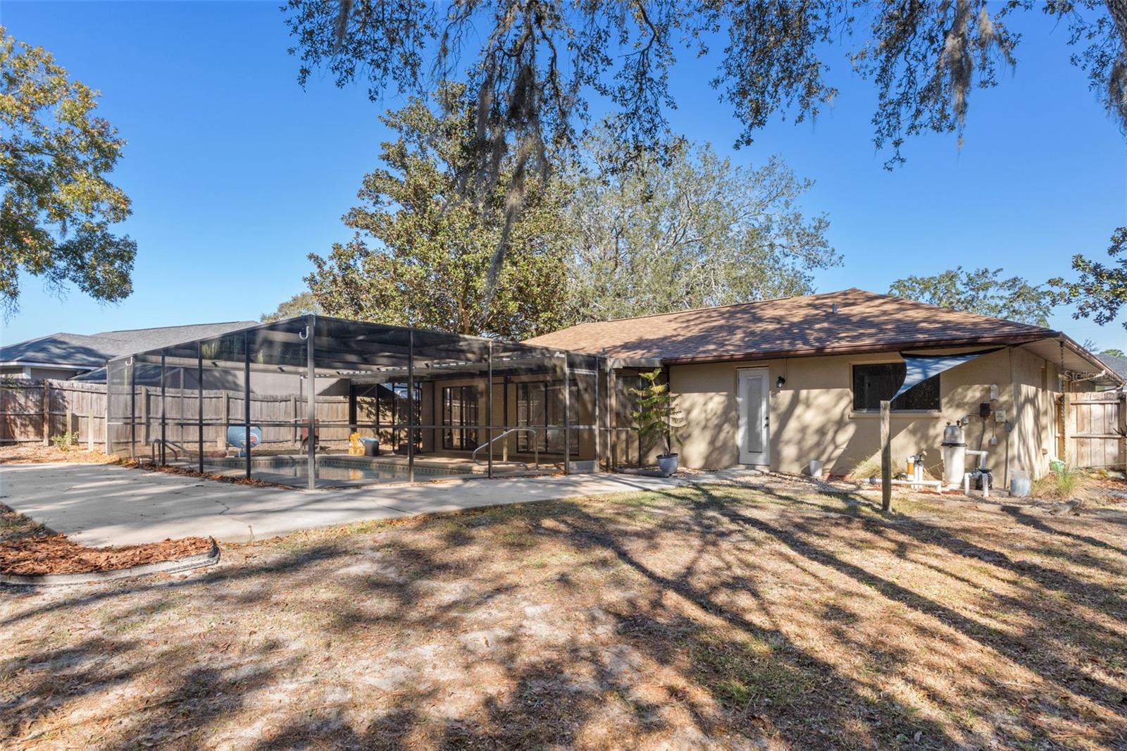 SPRING HILL - Residential