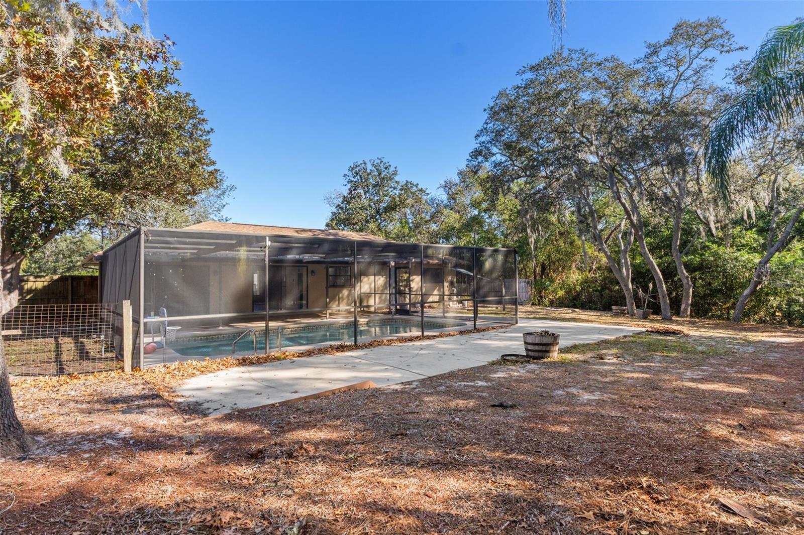 SPRING HILL - Residential