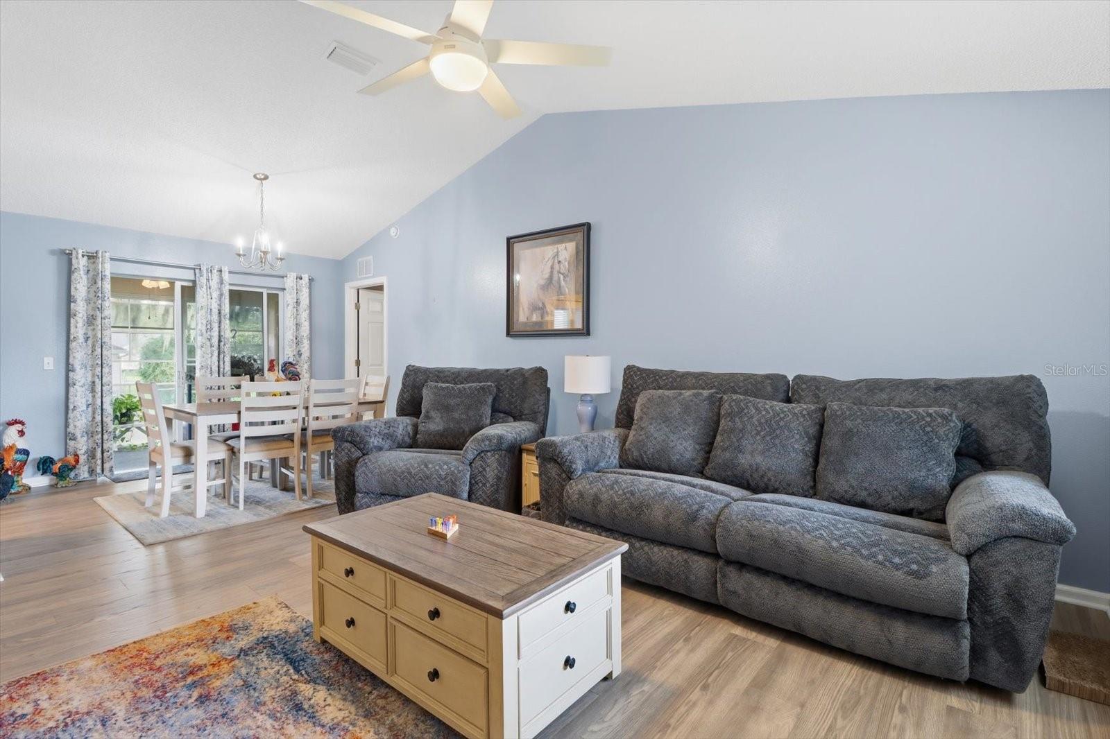 OCALA PALMS - Residential