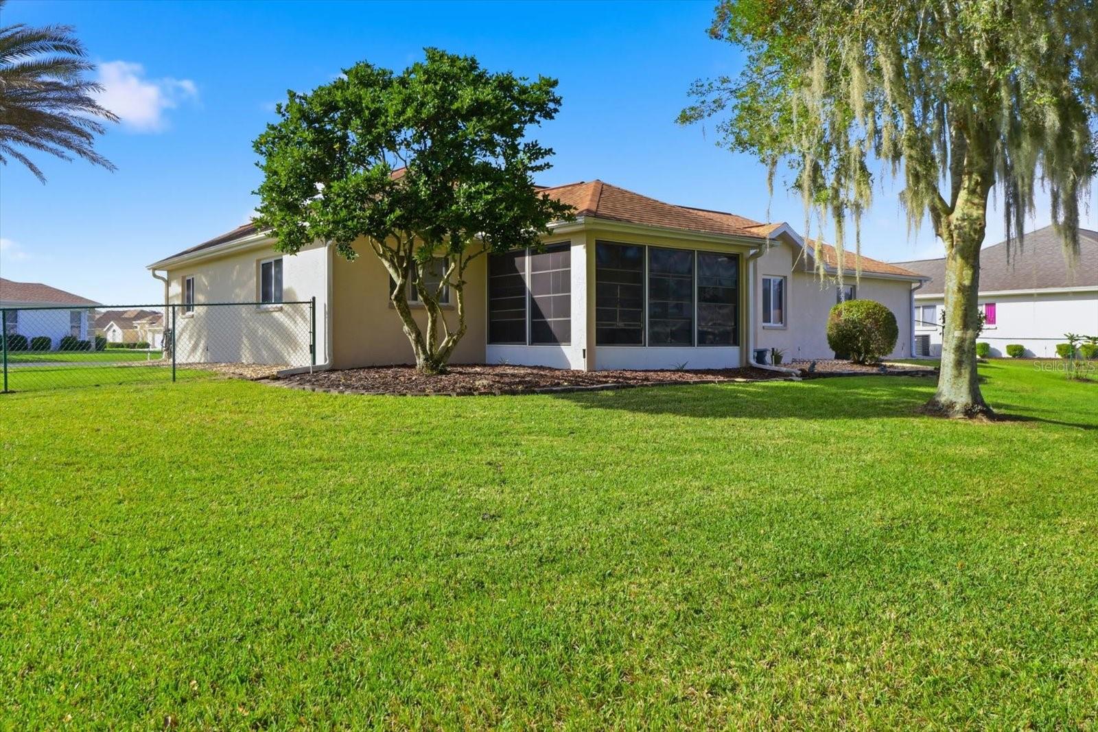OCALA PALMS - Residential