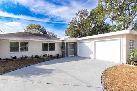 Photo of 1925 John Arthur Way, Lakeland, FL 33803 (MLS # GC535894)