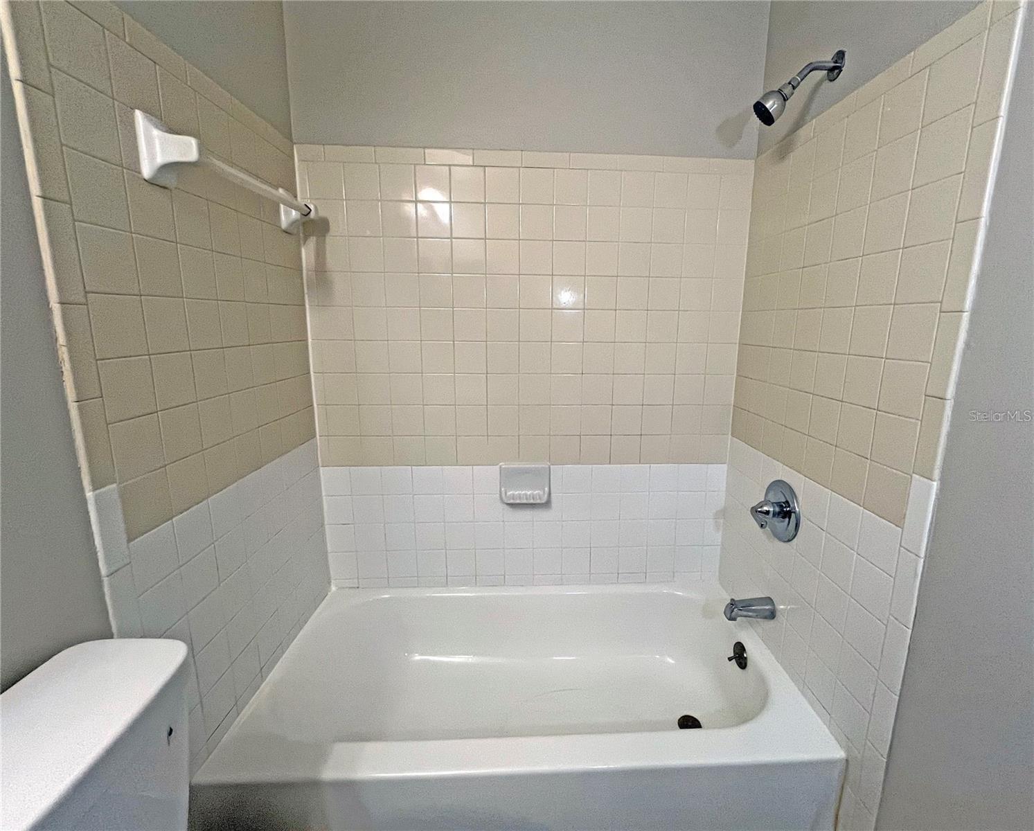 EASTFIELD SLOPES A CONDO - Residential Lease