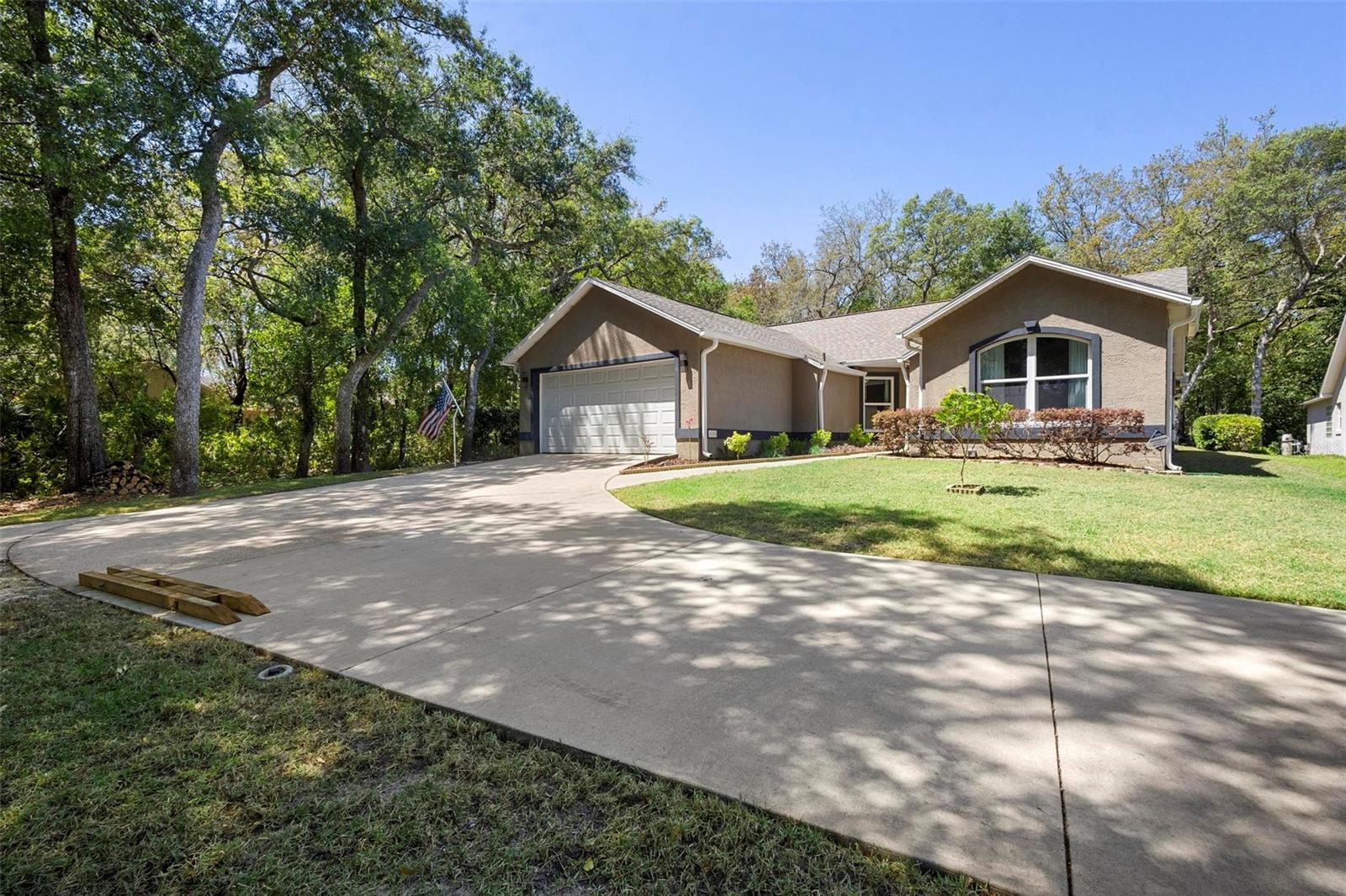 2074 KING RICHARDS COURT