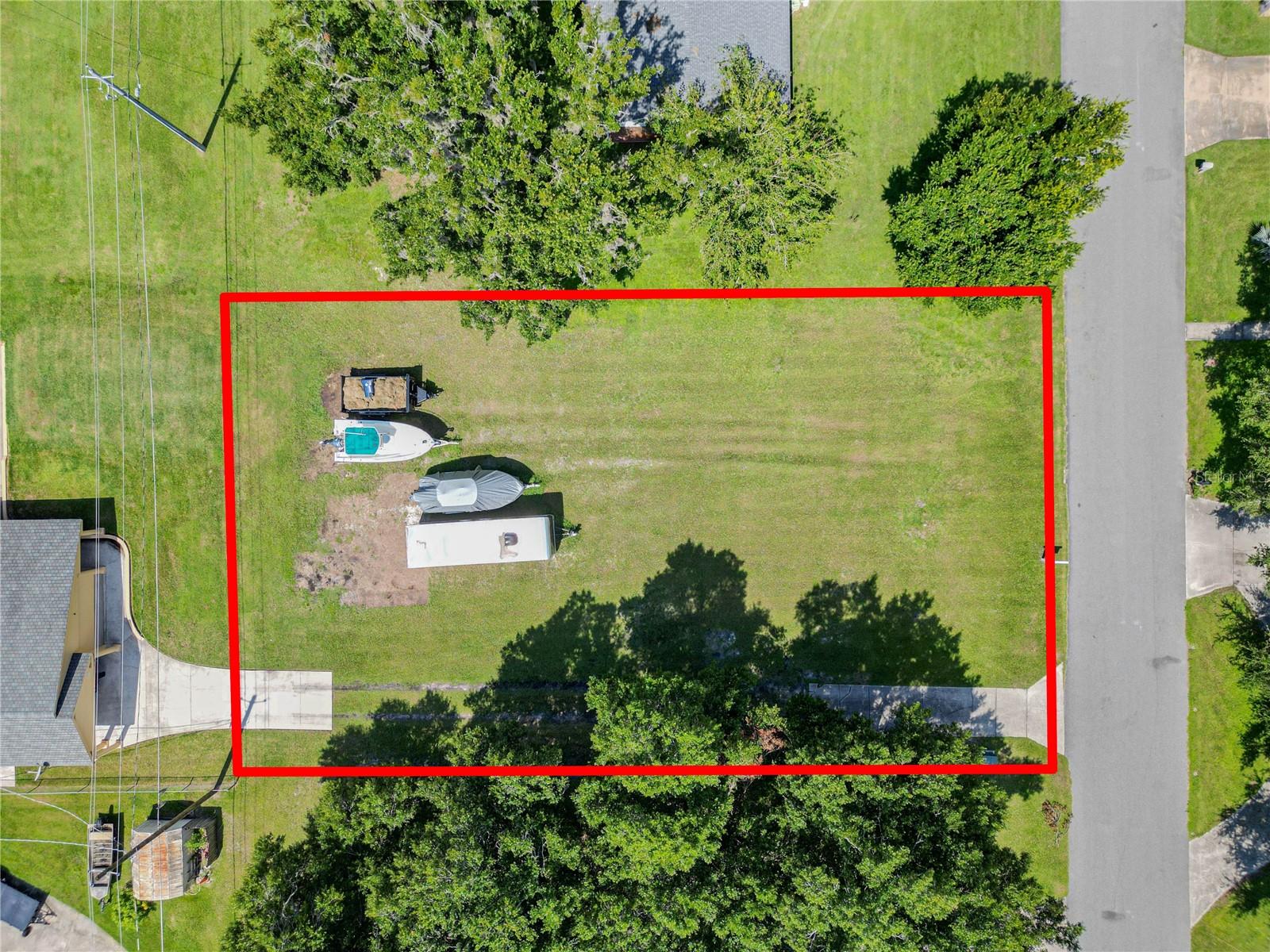 913 CRESTVIEW DRIVE