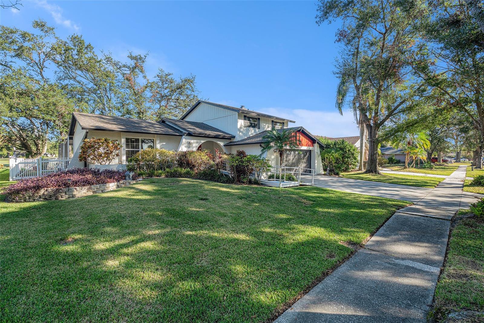 4611 LANDSCAPE DRIVE