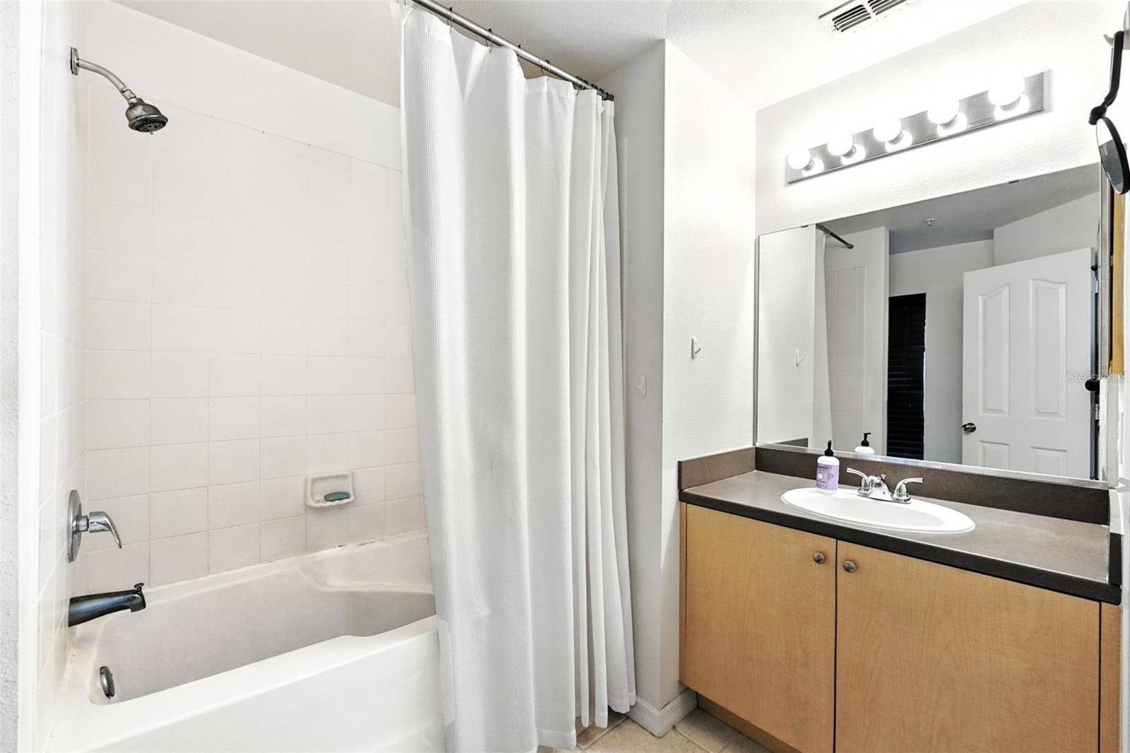 SIENA AT CELEBRATION CONDO B - Residential Lease
