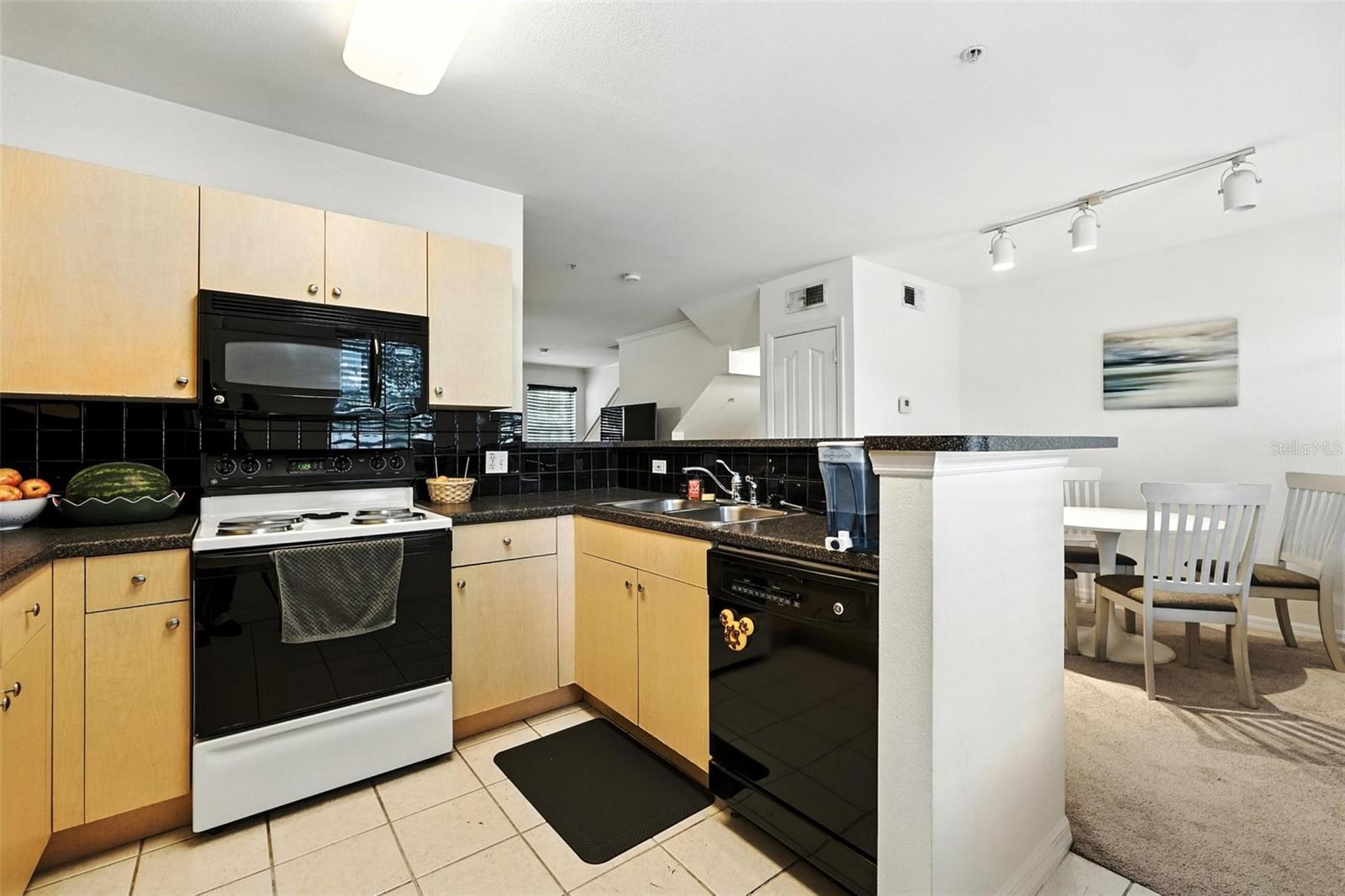 SIENA AT CELEBRATION CONDO B - Residential Lease