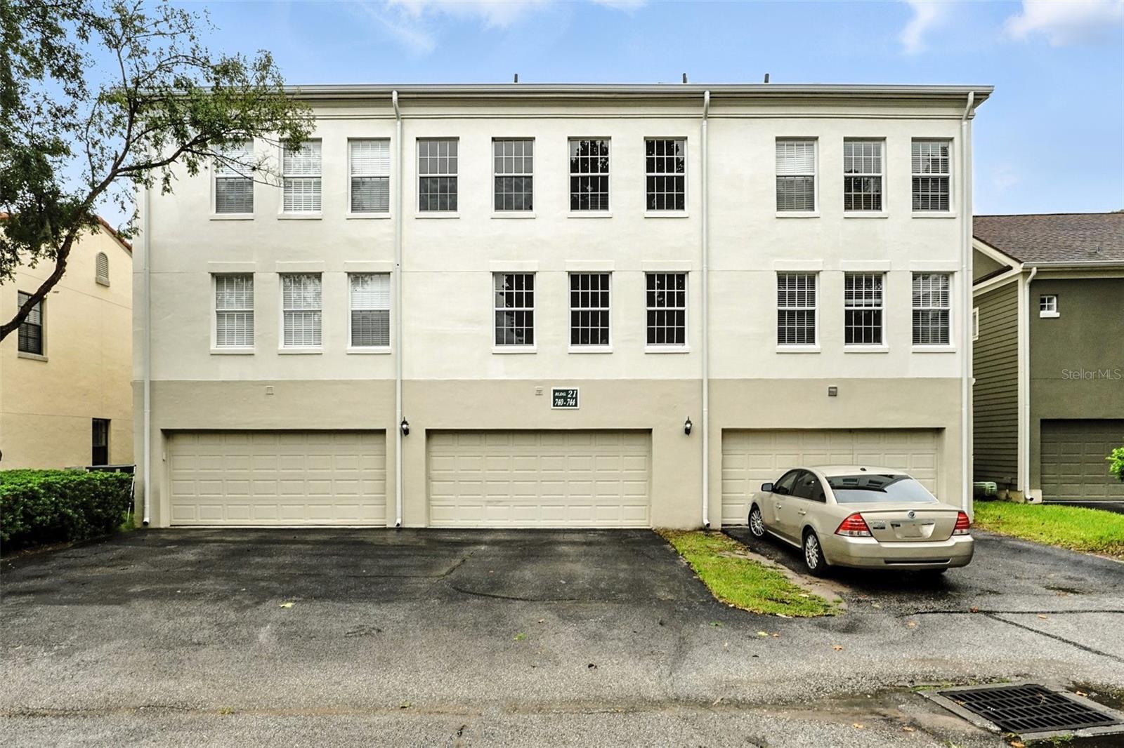 SIENA AT CELEBRATION CONDO B - Residential Lease