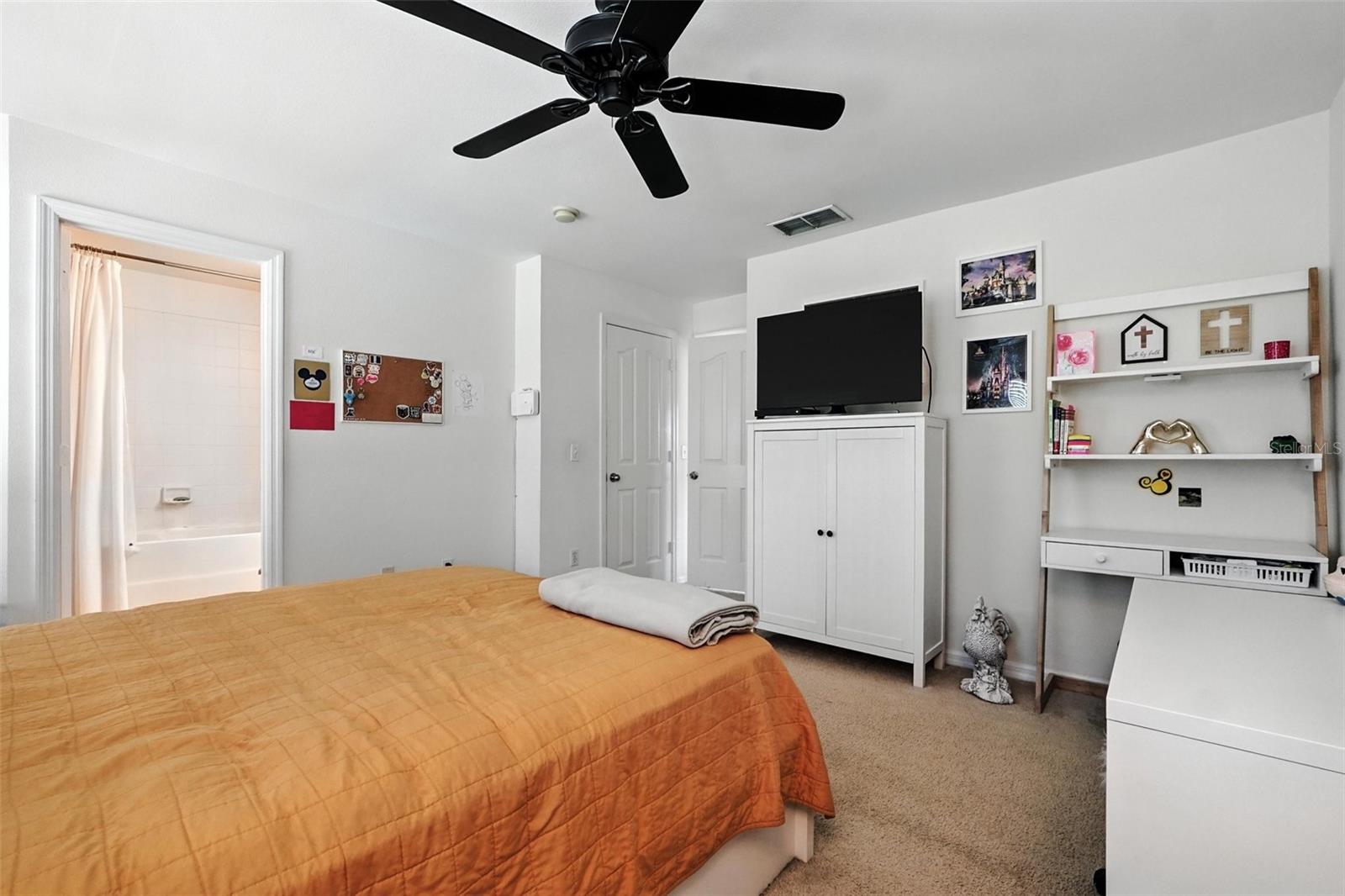 SIENA AT CELEBRATION CONDO B - Residential Lease