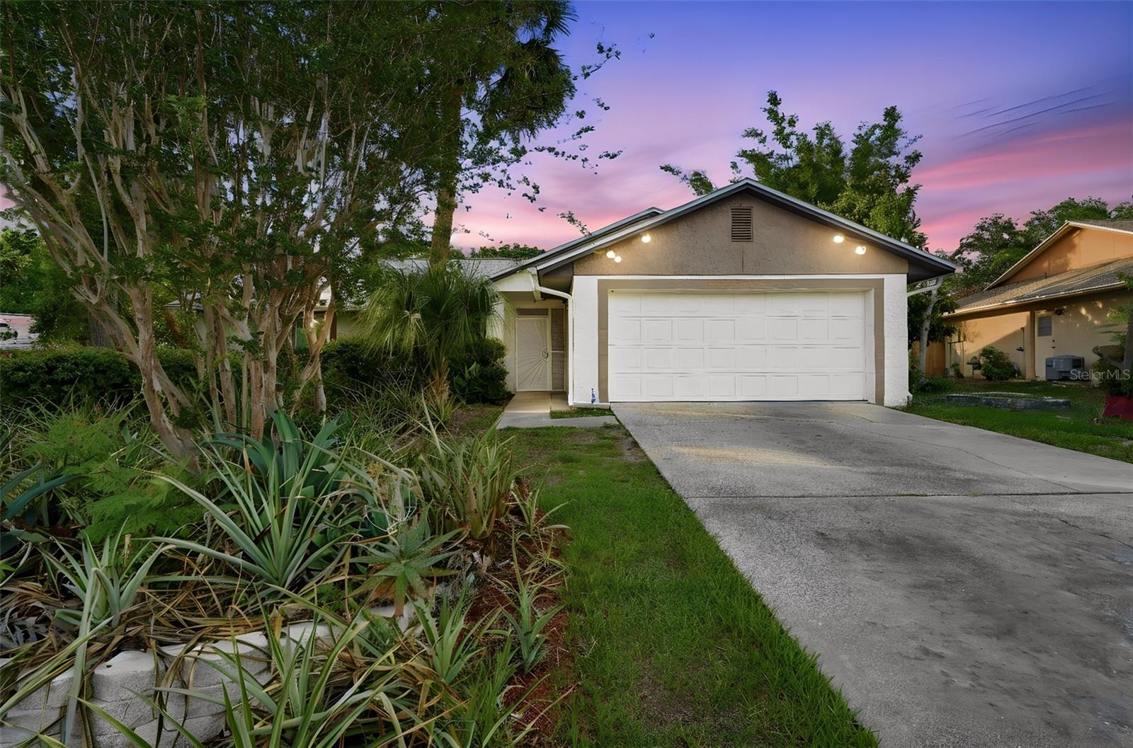 8423 BERMUDA DUNES DRIVE