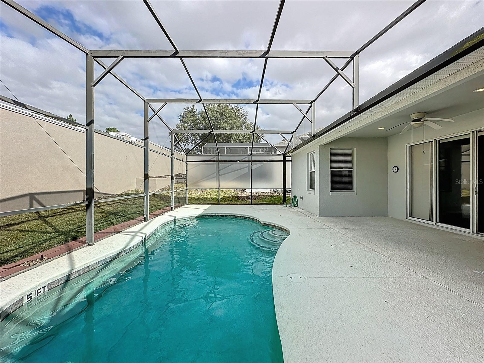 CALABAY PARC AT TOWER LAKE - Residential