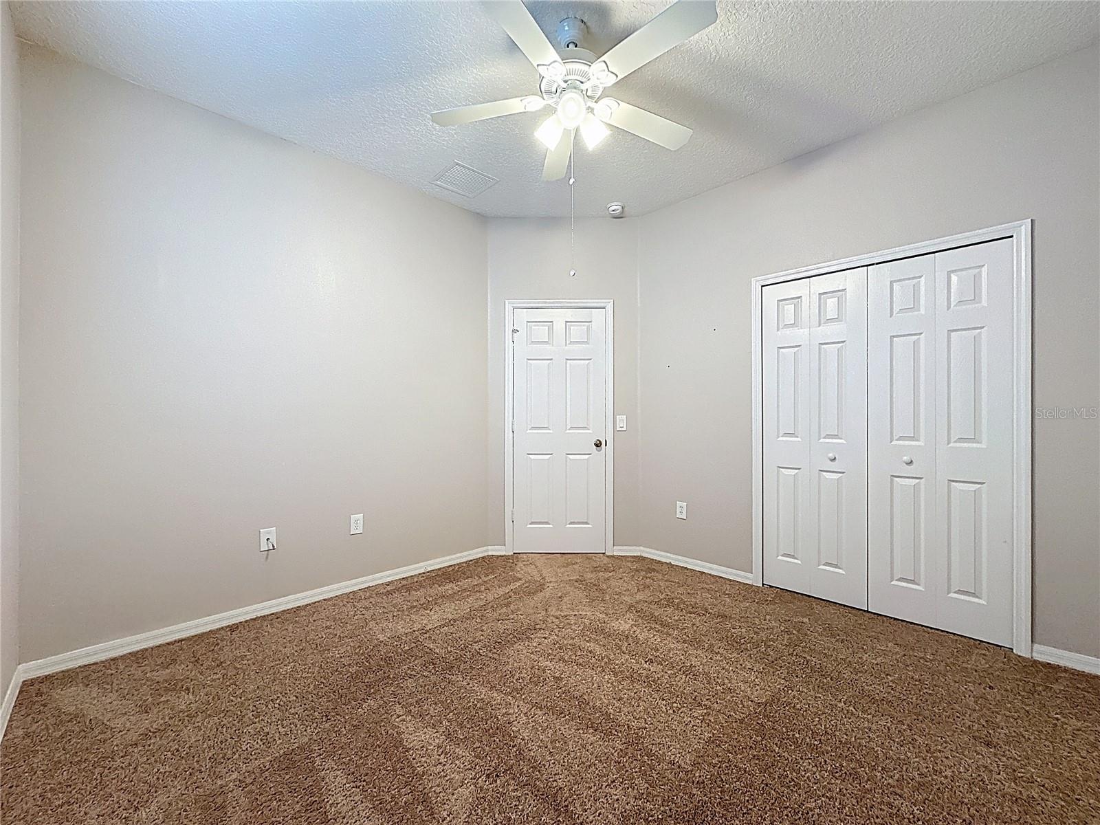 CALABAY PARC AT TOWER LAKE - Residential