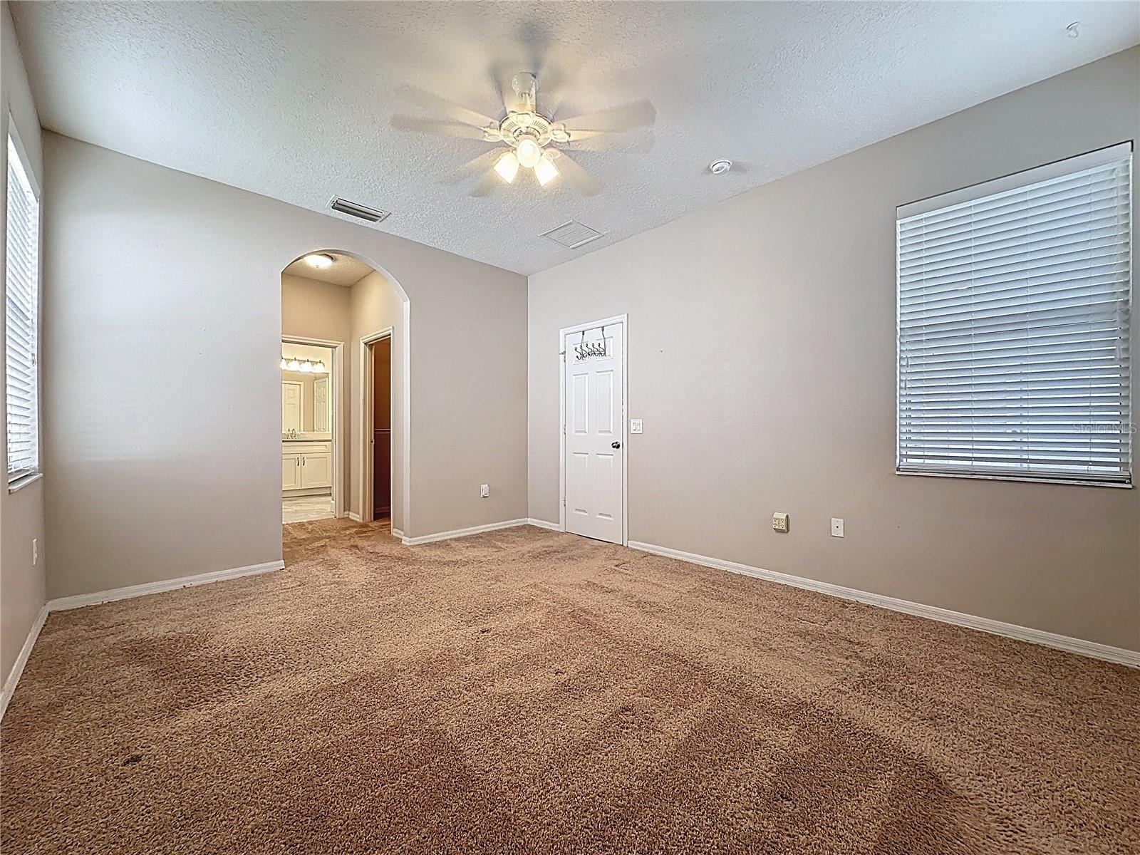 CALABAY PARC AT TOWER LAKE - Residential