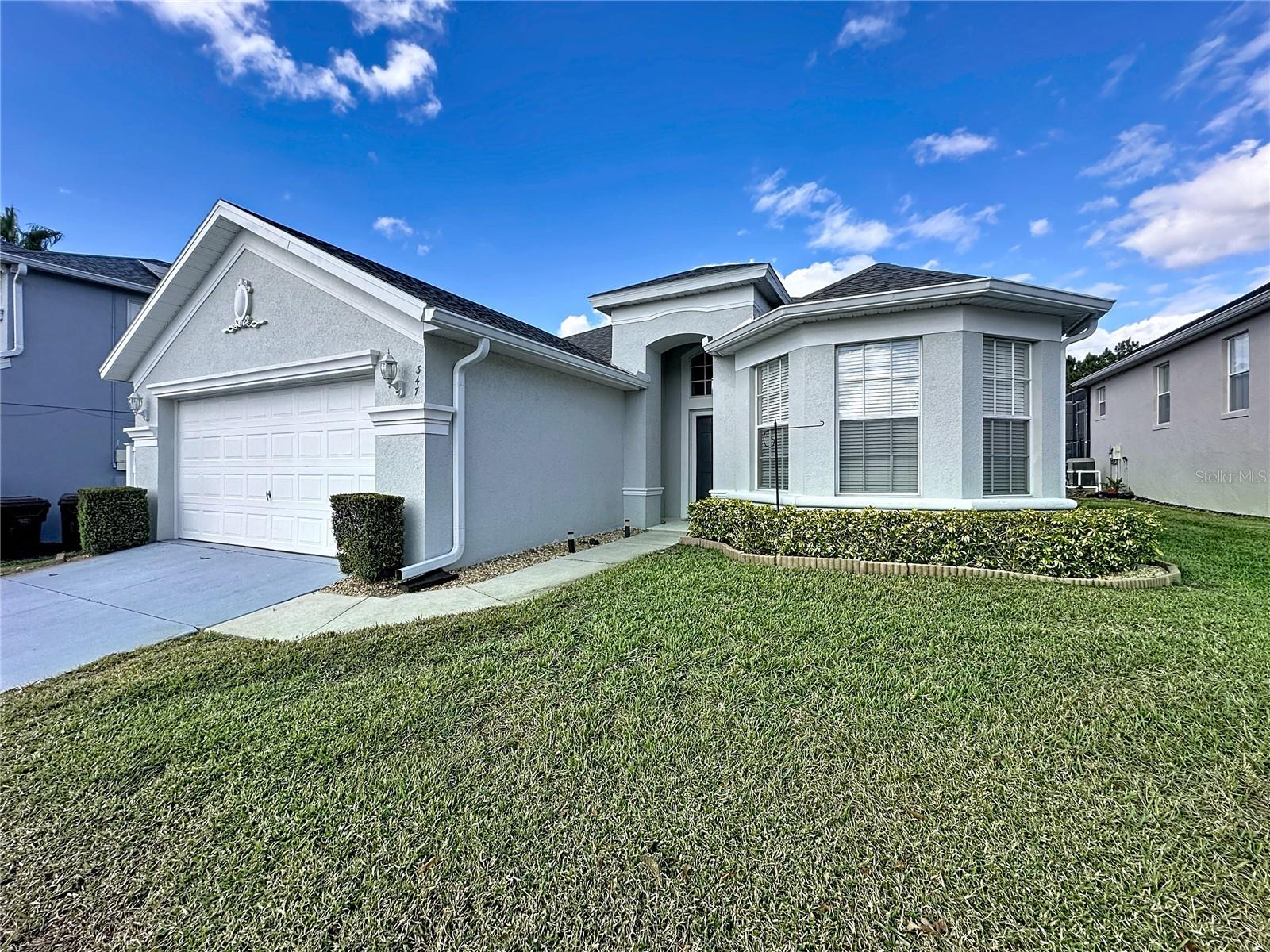 CALABAY PARC AT TOWER LAKE - Residential