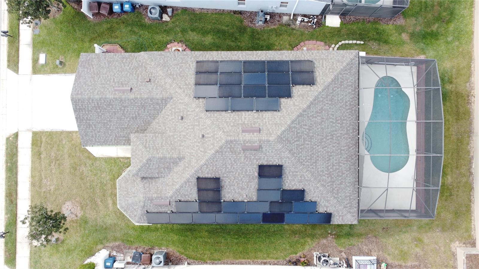 CALABAY PARC AT TOWER LAKE - Residential