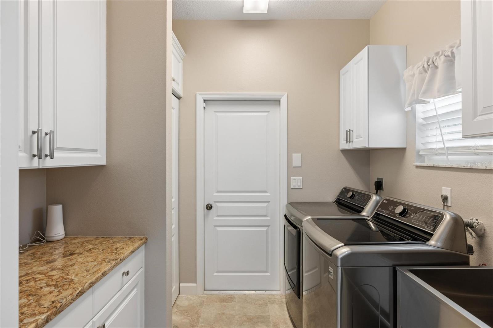 GOLF ESTATES - Residential Lease