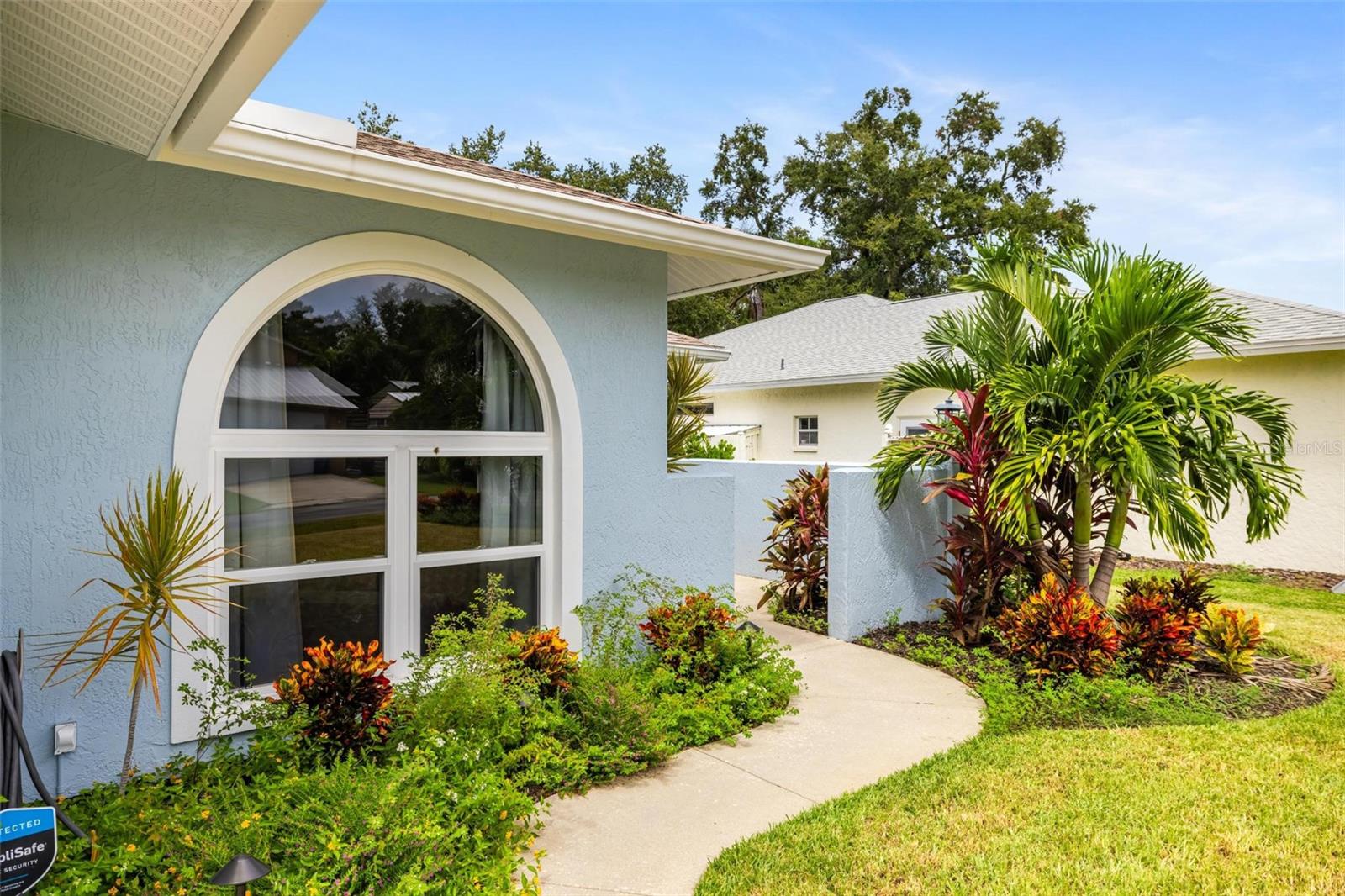 GOLF ESTATES - Residential Lease