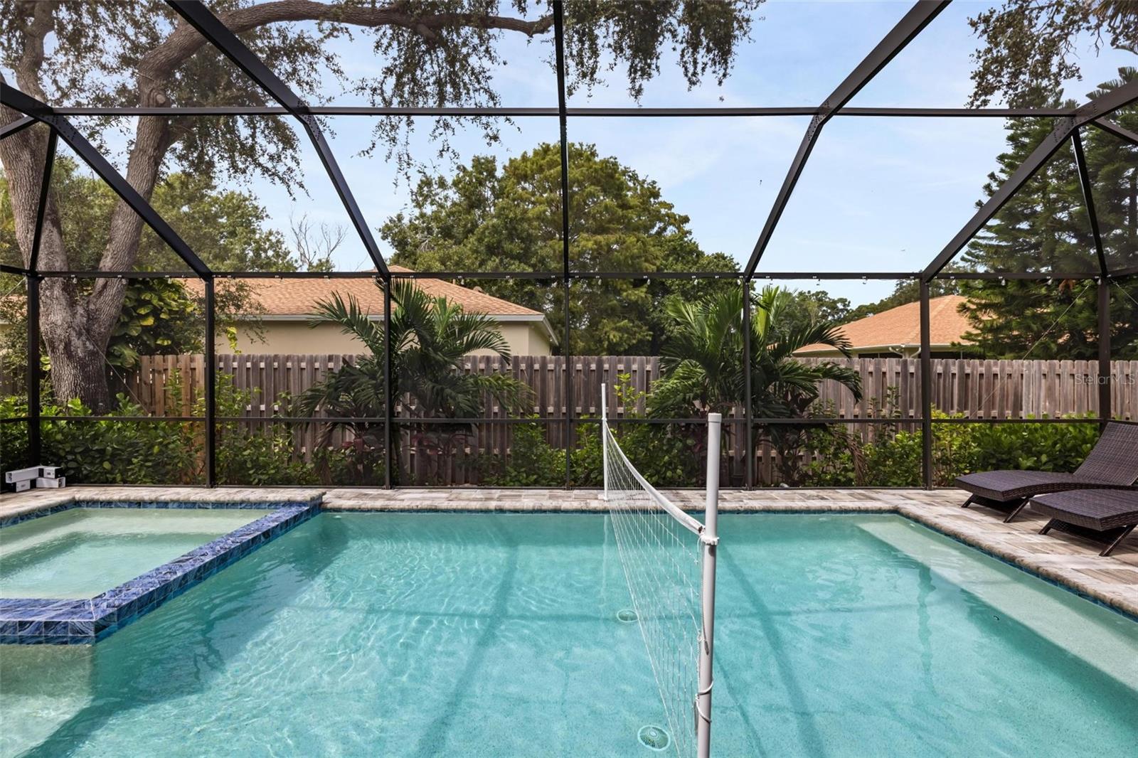 GOLF ESTATES - Residential Lease