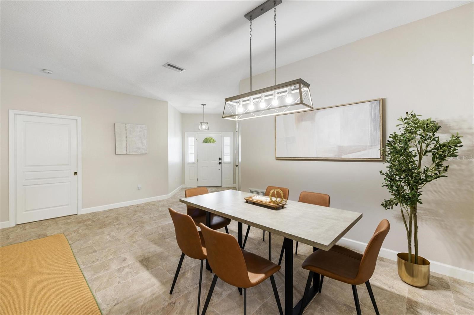 GOLF ESTATES - Residential Lease