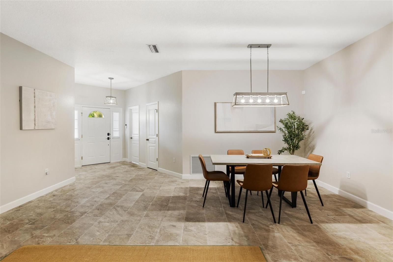 GOLF ESTATES - Residential Lease