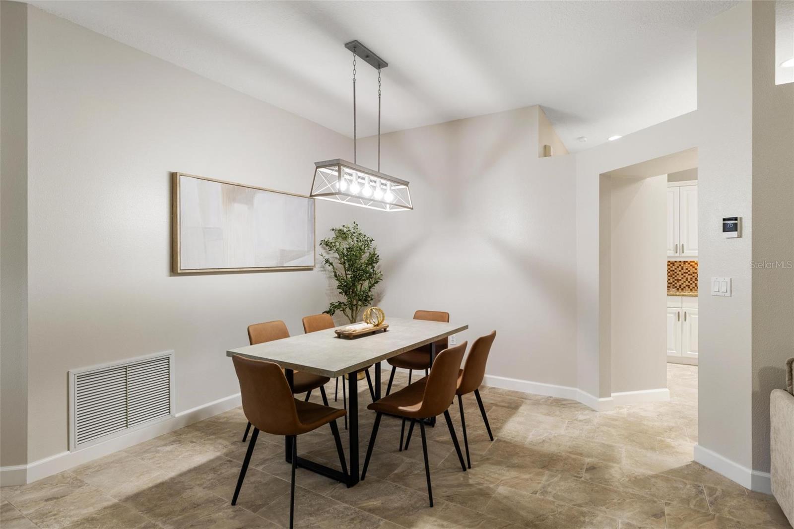 GOLF ESTATES - Residential Lease