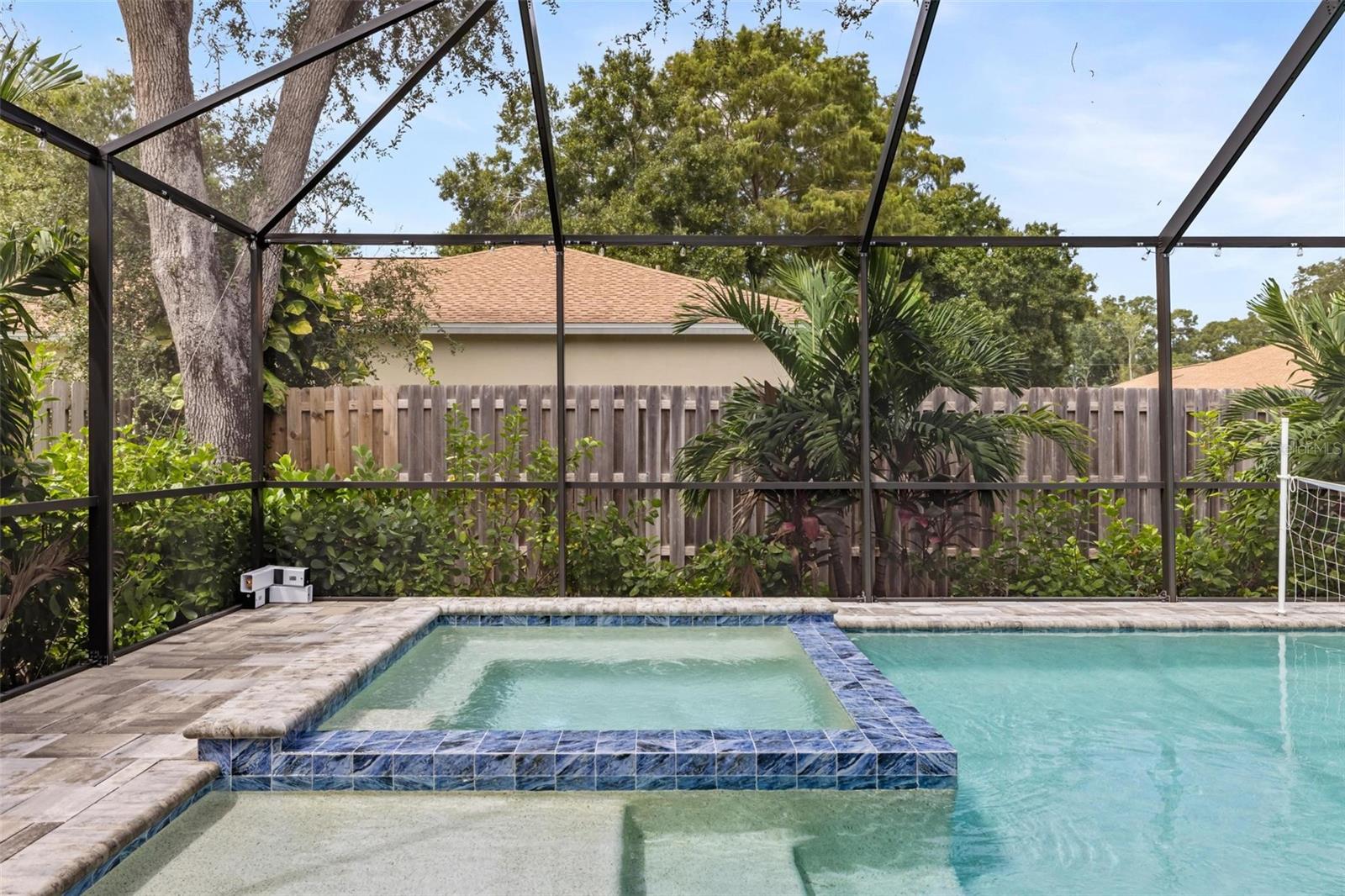 GOLF ESTATES - Residential Lease