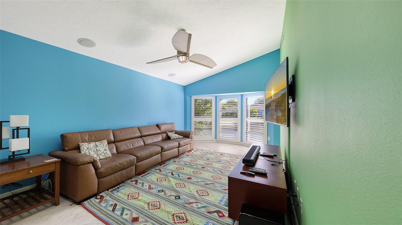 FOREST LAKES SOUTH - Residential