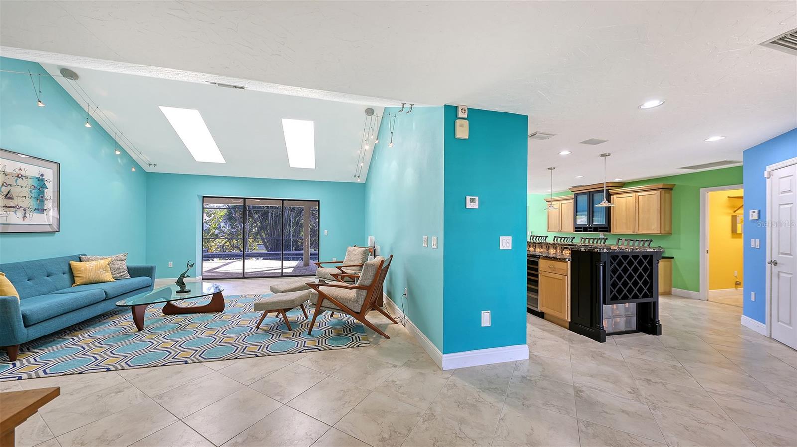 FOREST LAKES SOUTH - Residential