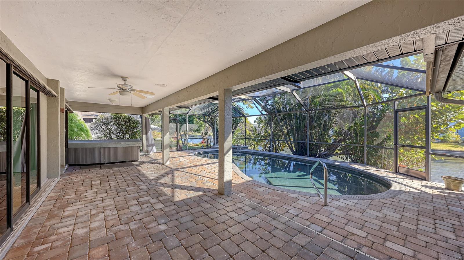 FOREST LAKES SOUTH - Residential