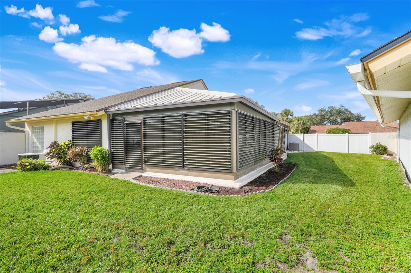 AUTUMN GREEN VILLAGE - Residential