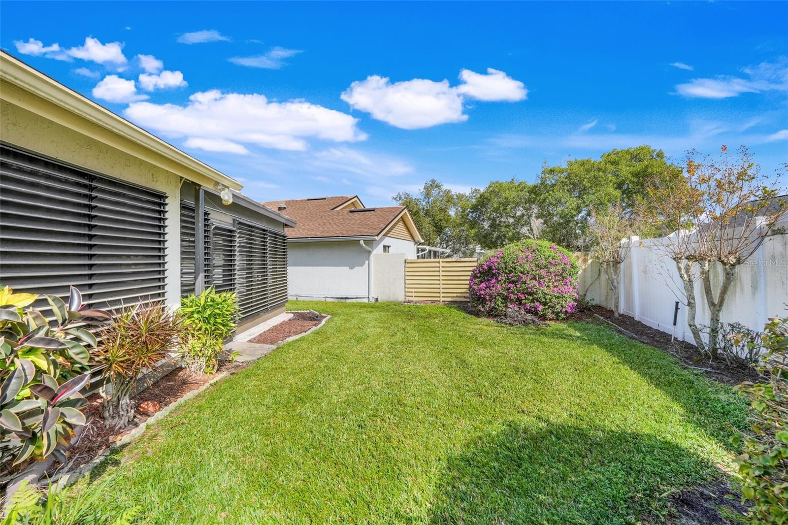 AUTUMN GREEN VILLAGE - Residential