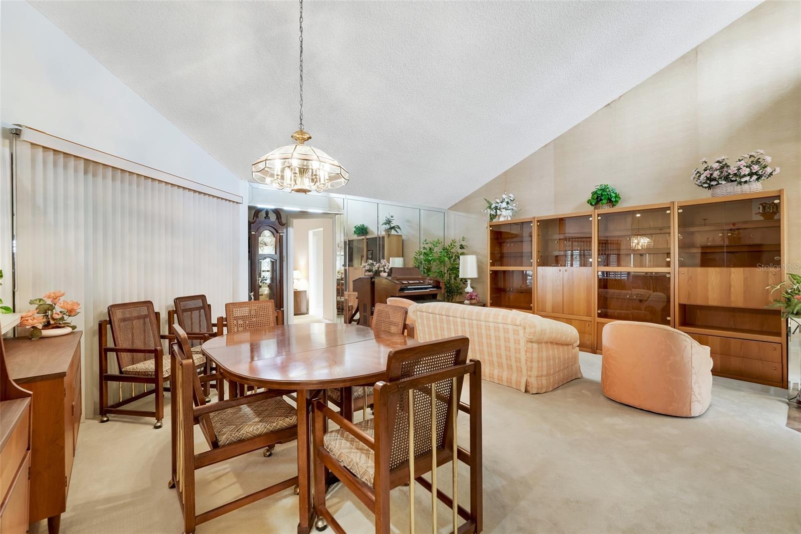 AUTUMN GREEN VILLAGE - Residential