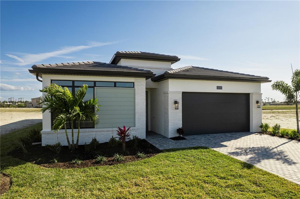 Photo of 12335 Hardwood Street, Venice, FL 34293 (MLS # A4673897)