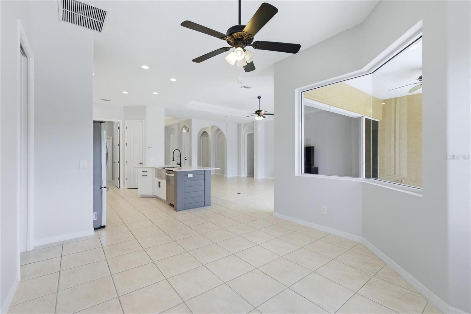 COUNTRY MEADOWS - Residential