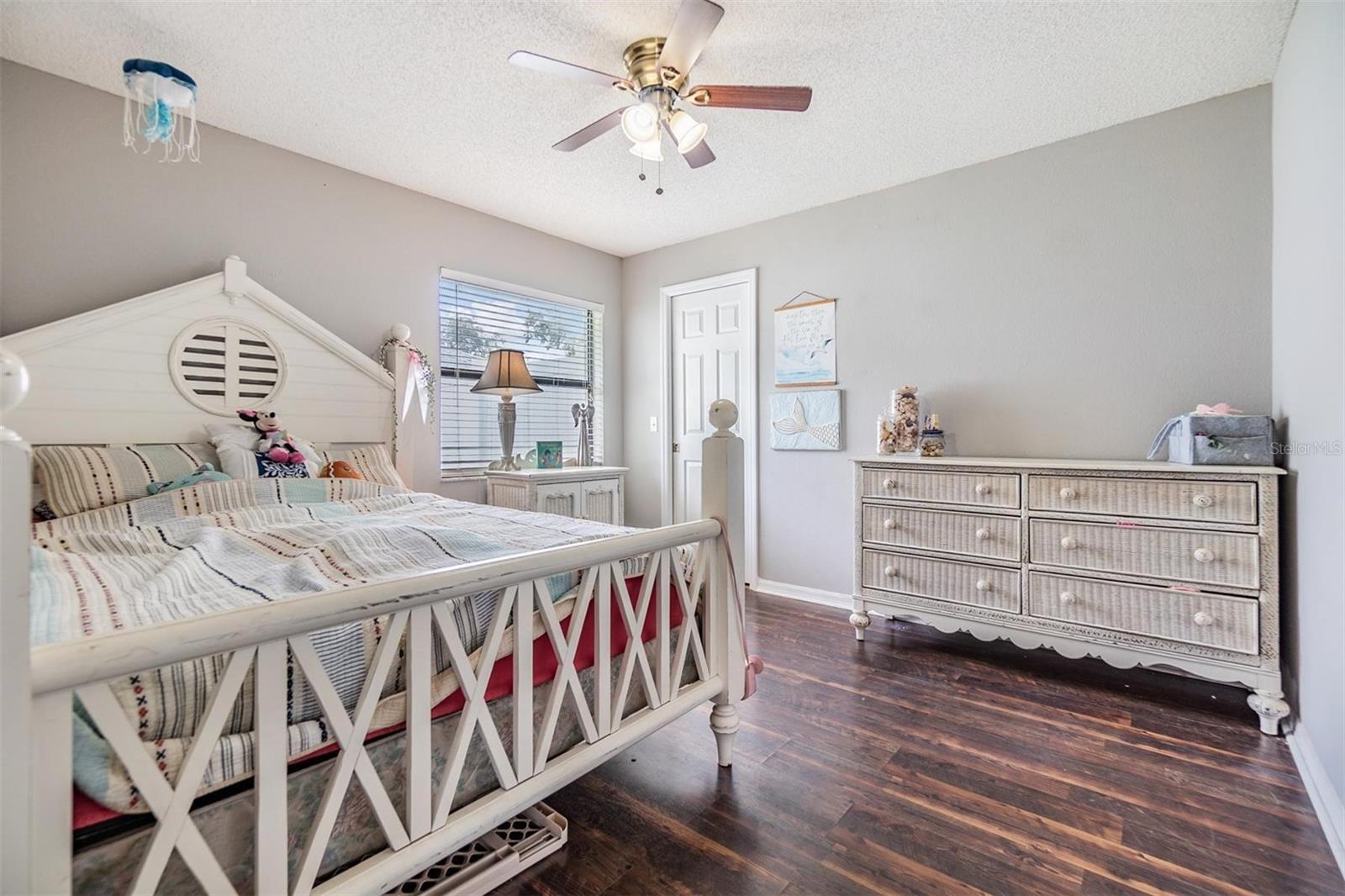 PINE LAKE - Residential