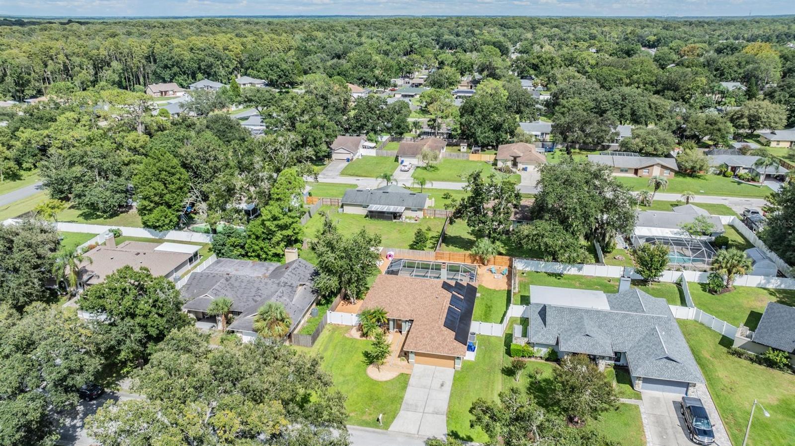 PINE LAKE - Residential