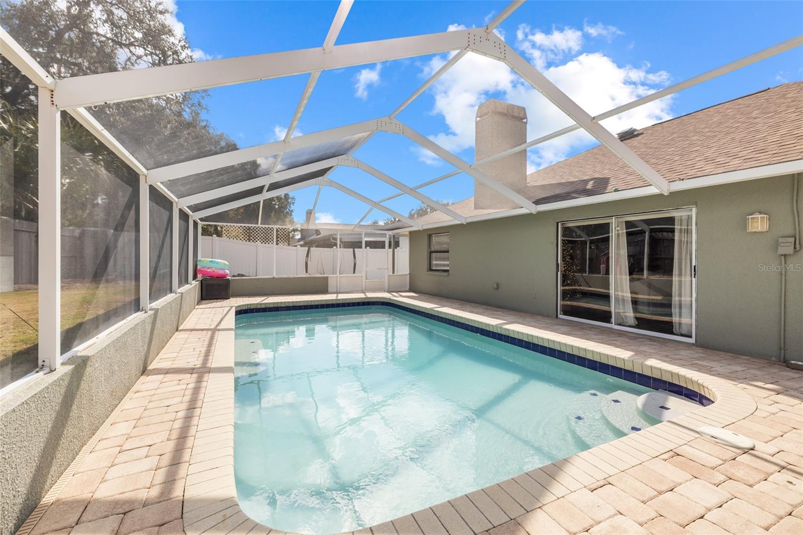 PINE LAKE - Residential