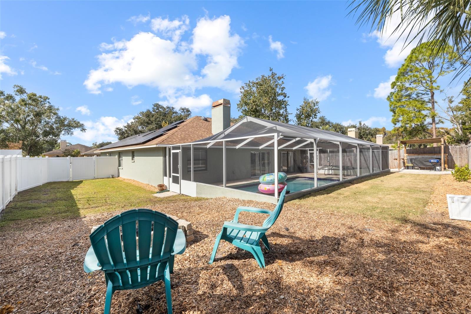 PINE LAKE - Residential